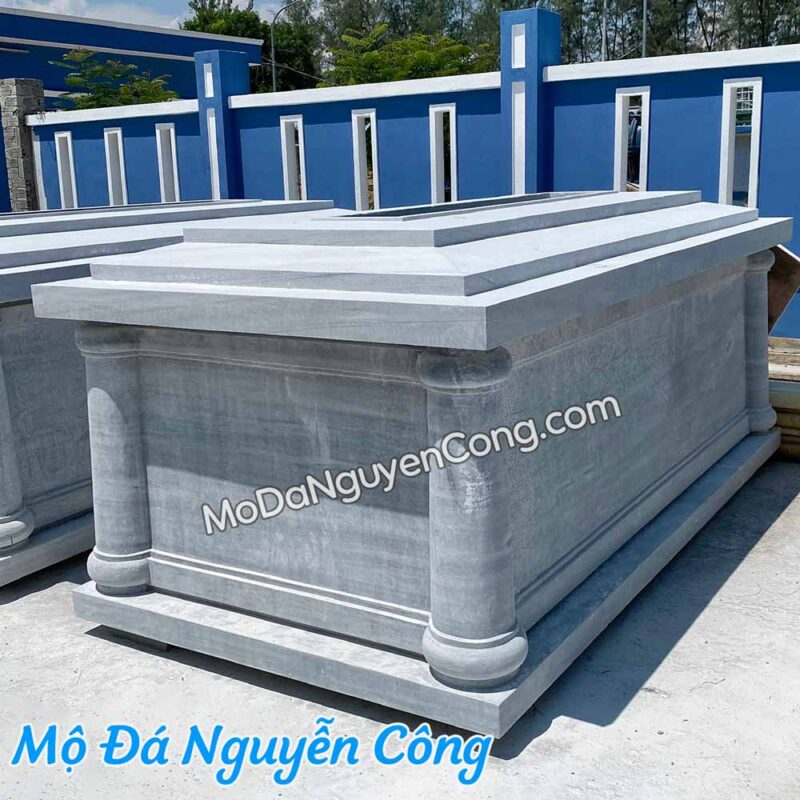 mộ đá xanh nguyên khối đơn giản